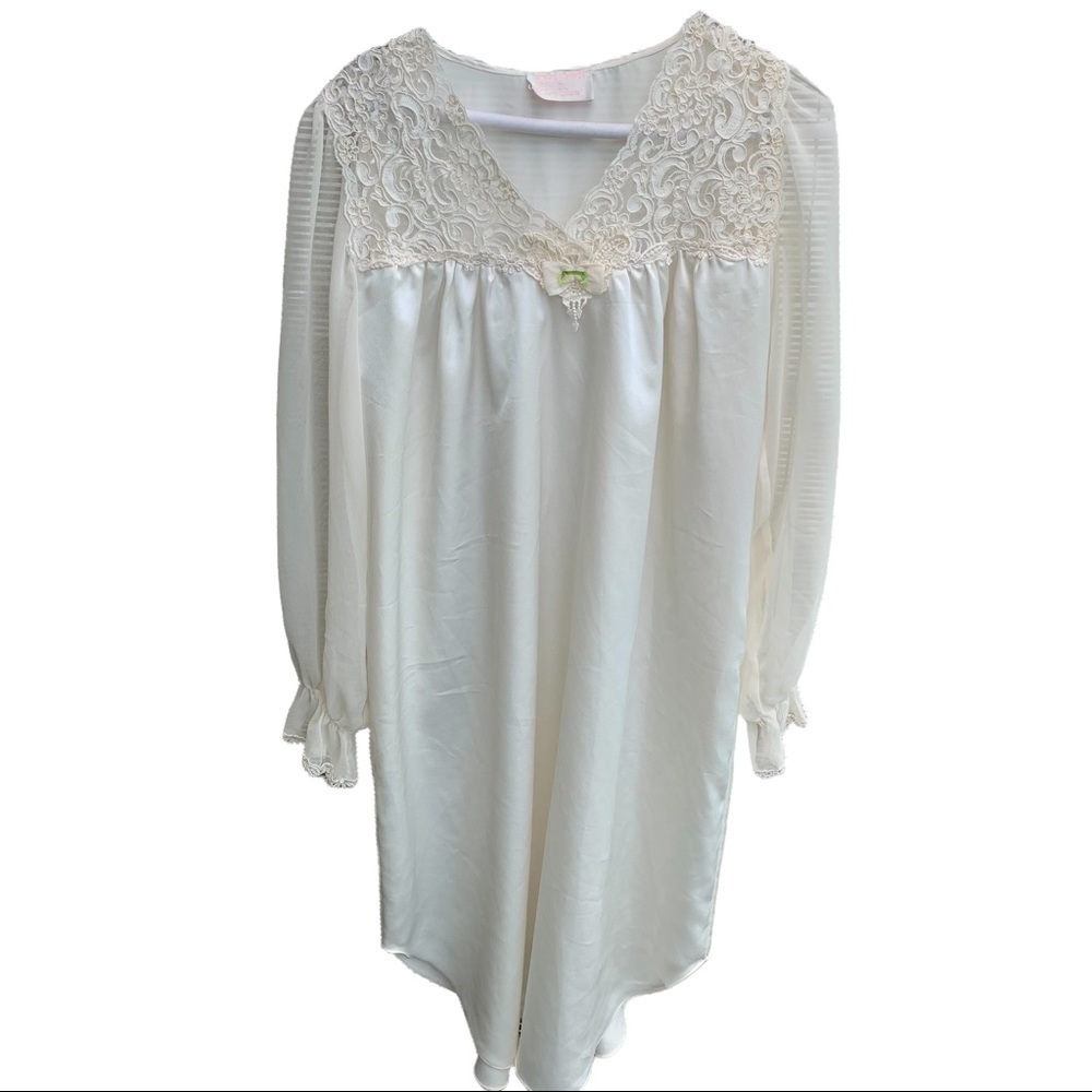 Vintage Nightgown Lace Trim